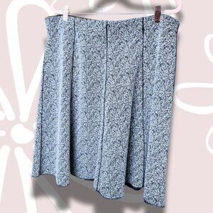 33.$3-XL-GNU Midi Flare Skirt Black/White w/Raised Seams